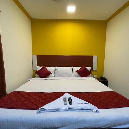 Skyry Hotels Adyar チェンナイ エクステリア 写真