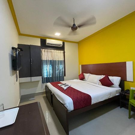 Skyry Hotels Adyar チェンナイ エクステリア 写真