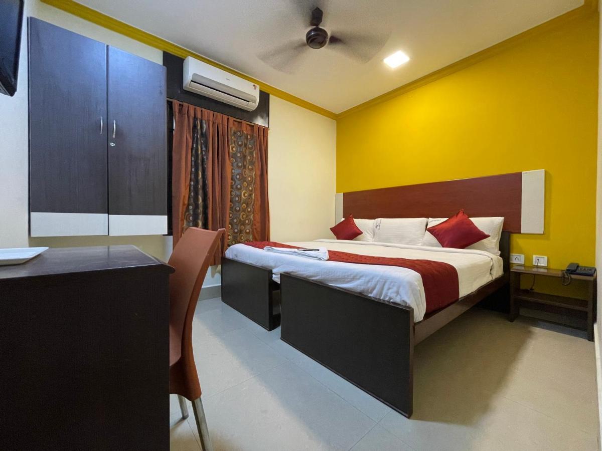 Skyry Hotels Adyar チェンナイ エクステリア 写真